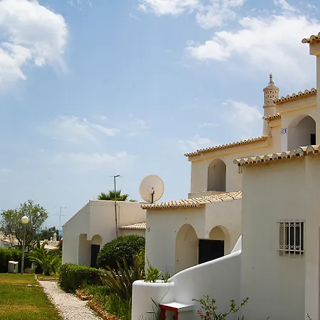 Turiquintas 3* Armação de Pêra