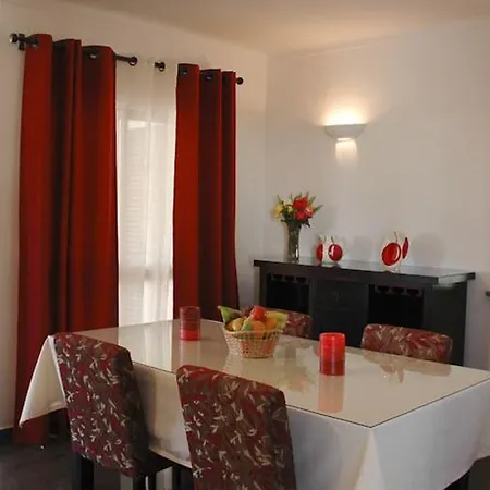 Turiquintas Resort 3*