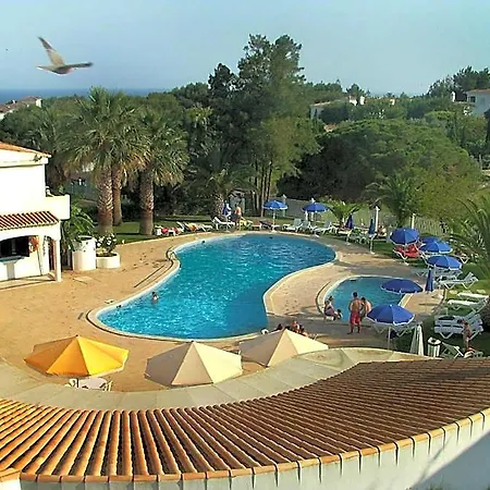Turiquintas 3* Armação de Pêra