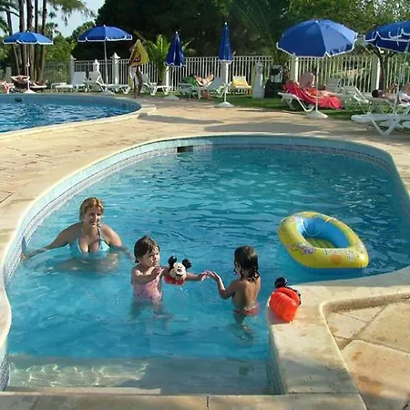 Turiquintas リゾート 3*