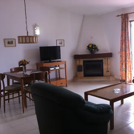 Turiquintas 3* Армасан-де-Пера
