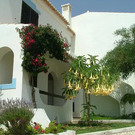 Turiquintas 3* Armação de Pêra
