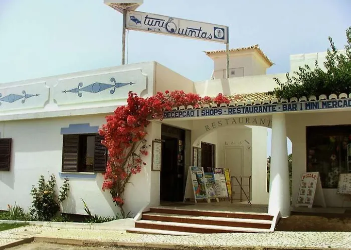 Turiquintas Semesteranläggning (resort)